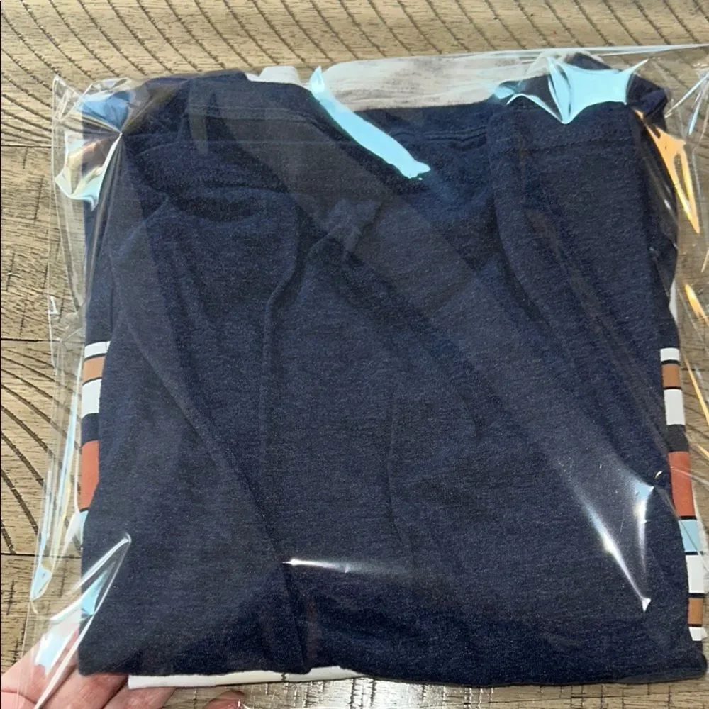 🏄🏼 Cat & Jack set of 3 Short Sleeve Tees 2 Stripe Ts & 1 White T is NWT 🏖️